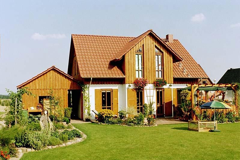 Musterhaus mit Garten